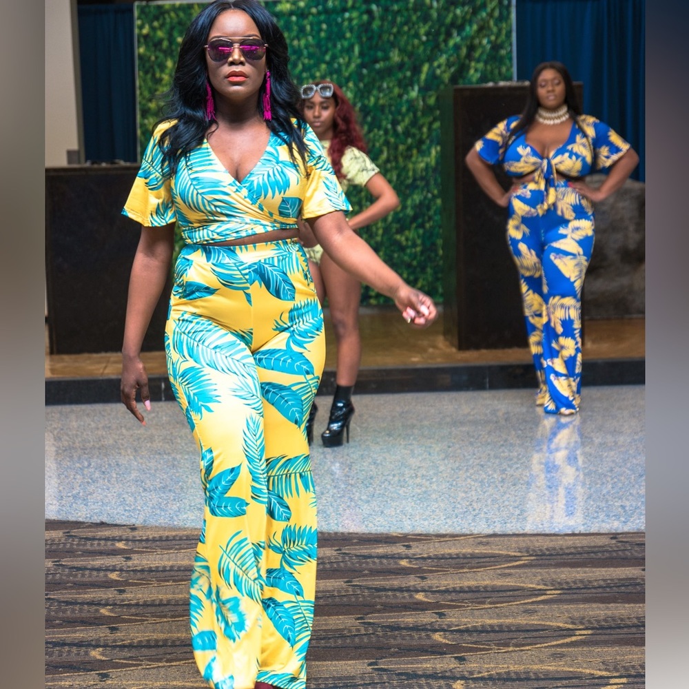 Tropics" Print 2 Piece Wide Leg Pants Set